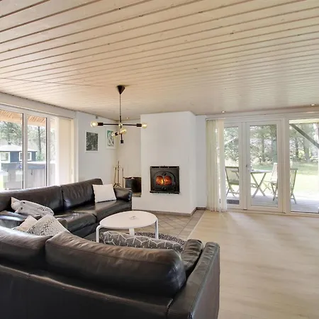 Terne - 1-2km From The Sea By Interhome
