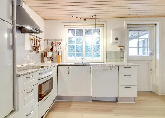 Terne - 1-2km From The Sea By Interhome